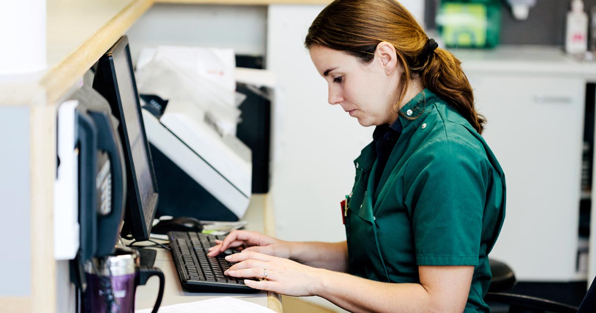 Work carried out by VNs at their desk is every bit as important as the time spent on their feet, says Jane. IMAGE: iStock/Rene Mansi.